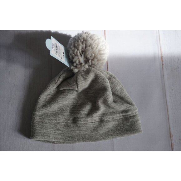 Cat & Jack Fleece Pom Pom Beanie in Gray - Size 2T-5T, NWT - Picture 2 of 6